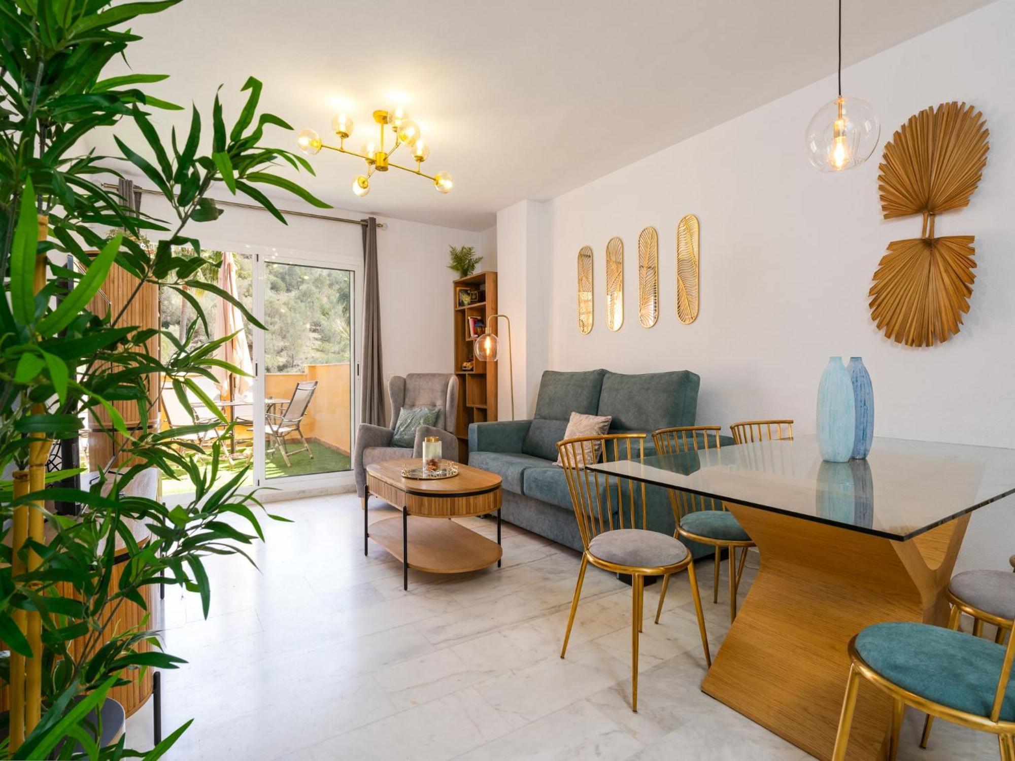 Apartment Plush Penthouse With Terrace Marbella